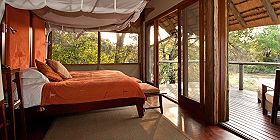 Chambre du lodge - Safaris &agrave; pied et trek dans le Parc Kruger en Afrique du Sud - Absolu Voyages, le sp&eacute;cialiste du safari et du trekking d'aventure en Afrique Australe