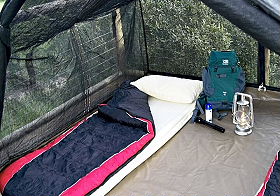 Votre lit lors du bivouac - Safaris &agrave; pied et trek dans le Parc Kruger en Afrique du Sud - Absolu Voyages, le sp&eacute;cialiste du safari et du trekking d'aventure en Afrique Australe