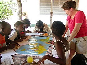 Ecovolontariat en Afrique du Sud - Devenez &eacute;covolontaire dans un orphelinat d'animaux sauvage et une &eacute;cole de brousse pour enfants d&eacute;favoris&eacute;s pr&egrave;s du Parc Kruger - Absolu Voyages, &eacute;cotourisme responsable et &eacute;quitable