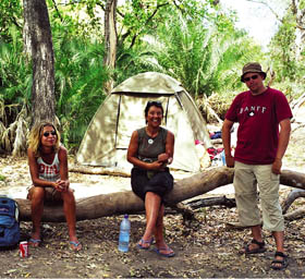Absolu Voyages - Informations pratiques sur les voyages, expéditions sous la tente et safaris - aventure à prix discount en Afrique Australe (Afrique du Sud, Botswana, Okavango, Namibie, Zambie, Malawi, Mozambique, Kenya, Tanzanie, Ouganda)