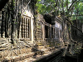 Voyage trek sport-aventure au Cambodge et aux temples d'Angkor : VTT, trekking, cano&eacute;, kayak...- Absolu Voyages
