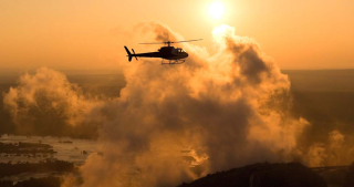 Informations pratiques sur les voyages et safaris aux Chutes Victoria (Victoria Falls, Vic Falls - Zambie et Zimbabwe / Afrique Australe) : niveau des eaux selon les saisons, activités possibles, quel côté des chutes choisir... - Absolu Voyages