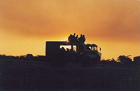 Exp&eacute;dition transafricaine, voyage - safari d'aventure de Johannesbourg &agrave; Nairobi, &agrave; travers l'Afrique du Sud, le Zimbabwe (ou le Botswana), les Chutes Victoria, la Zambie, safari en cano&eacute; sur le Zamb&egrave;ze, le Malawi, la Tanzanie, Zanzibar et le Kenya - Absolu Voyages