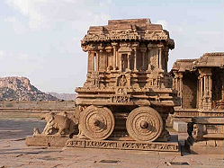 Voyage individuel privatif en voiture avec chauffeur privatis&eacute; en Inde - Plages de Goa et temples du Karnataka, de Bangalore &agrave; Goa en passant par Hampi, Belur, Halebid, Mysore... - Absolu Voyages