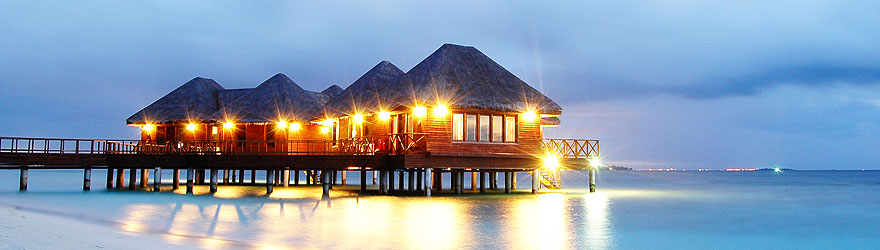 Voyage à la carte, séjour en hôtels aux Maldives sur l'île de Bandos Island - différentes catégories d'hébergement de la chambre standard aux villas et bungalows sur pilotis - Absolu Voyages